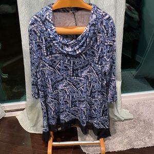 Avenue L/S top